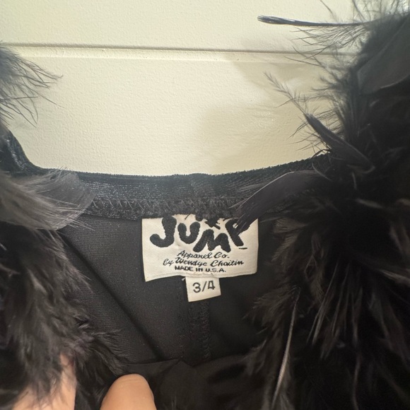 Vintage Strapless Jump Apparel Co. Black Velvet W/feathers. Size 3/4. - Picture 4 of 4